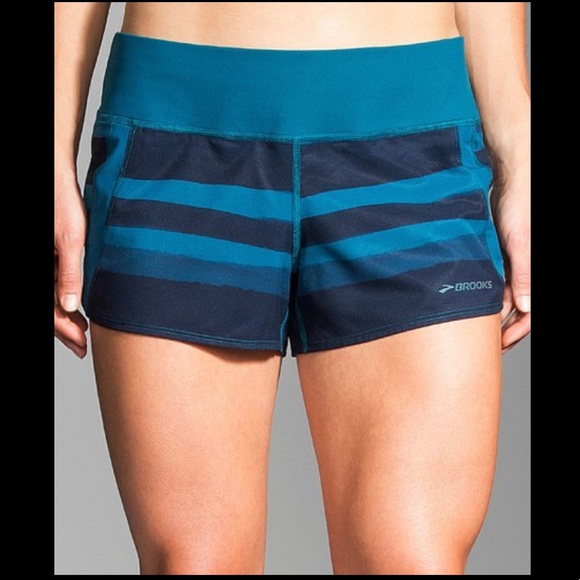 Brooks Pants - Brooks 3” Chaser shorts in River Scape